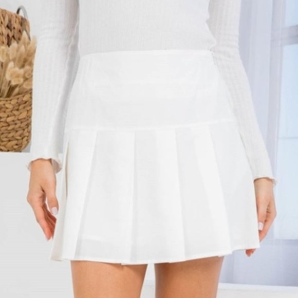 OLD MONEY white Tennis Mini Skirt - Picture 9 of 12